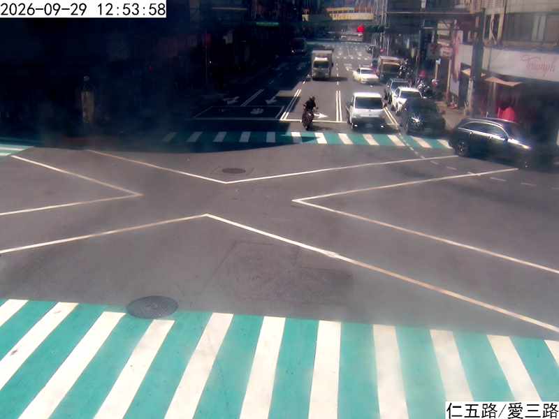 愛三路 仁五路