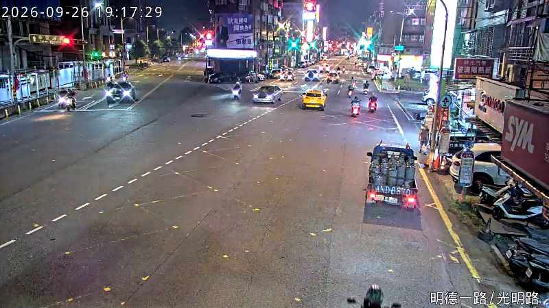 明德一路 光明路 (往台北)