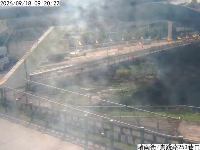 實踐路253巷 堵南街